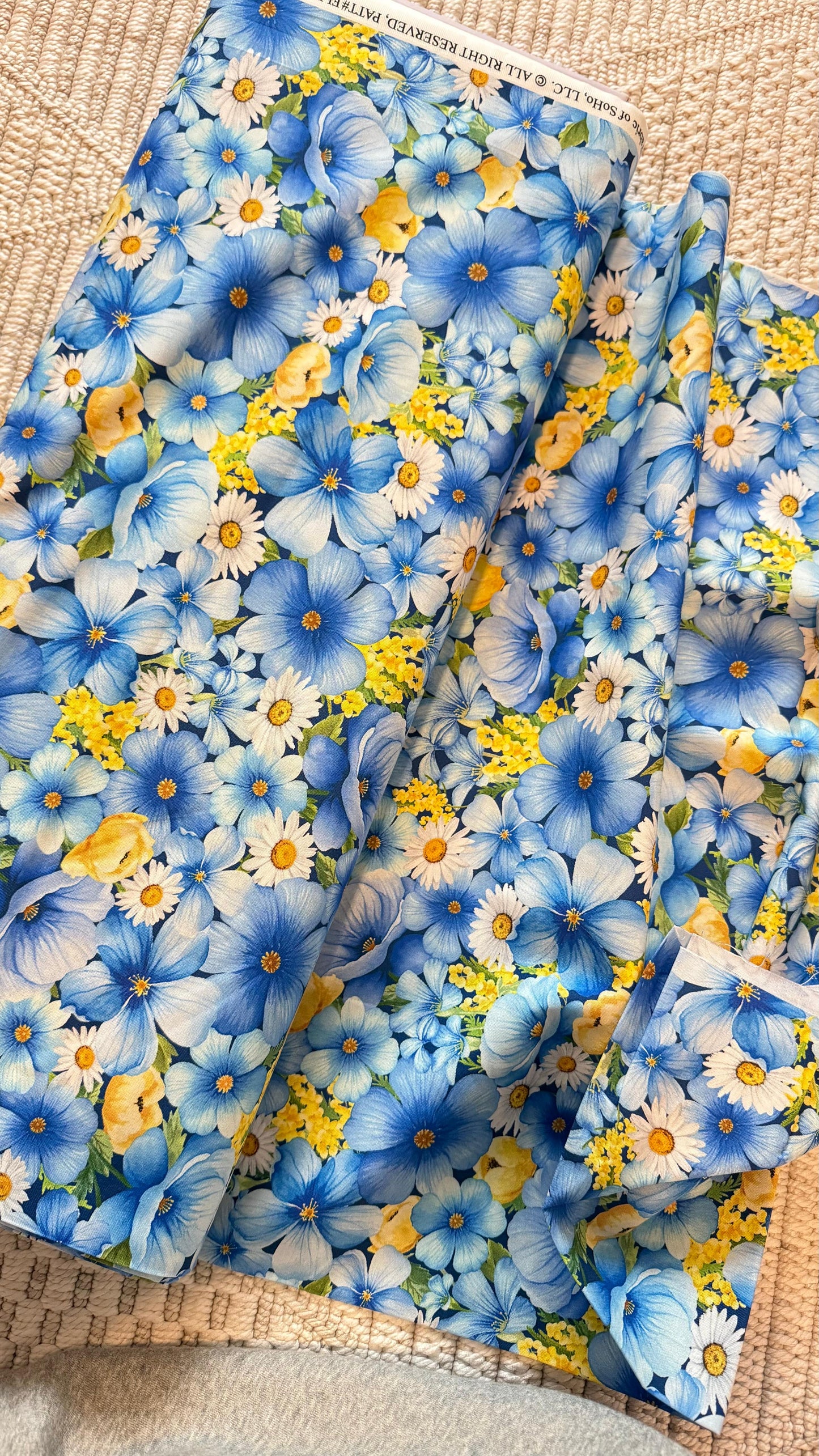 Tela de Algodón Floral Azul y Amarillo