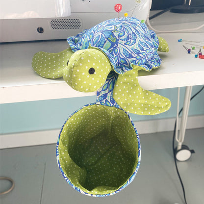 Patrón de costura digital para alfiletero y recogedor de hilos con forma de tortuga marina