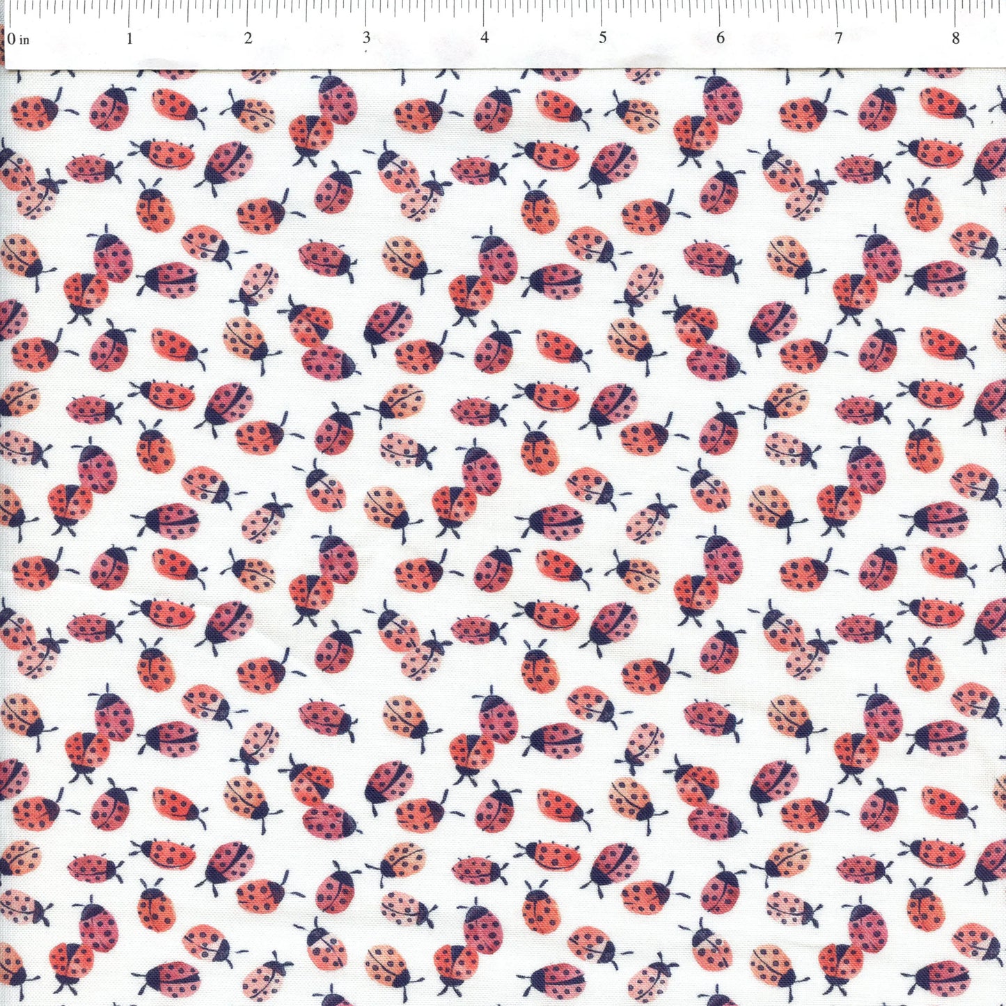 Tela de Algodón Mariquitas en Blanco